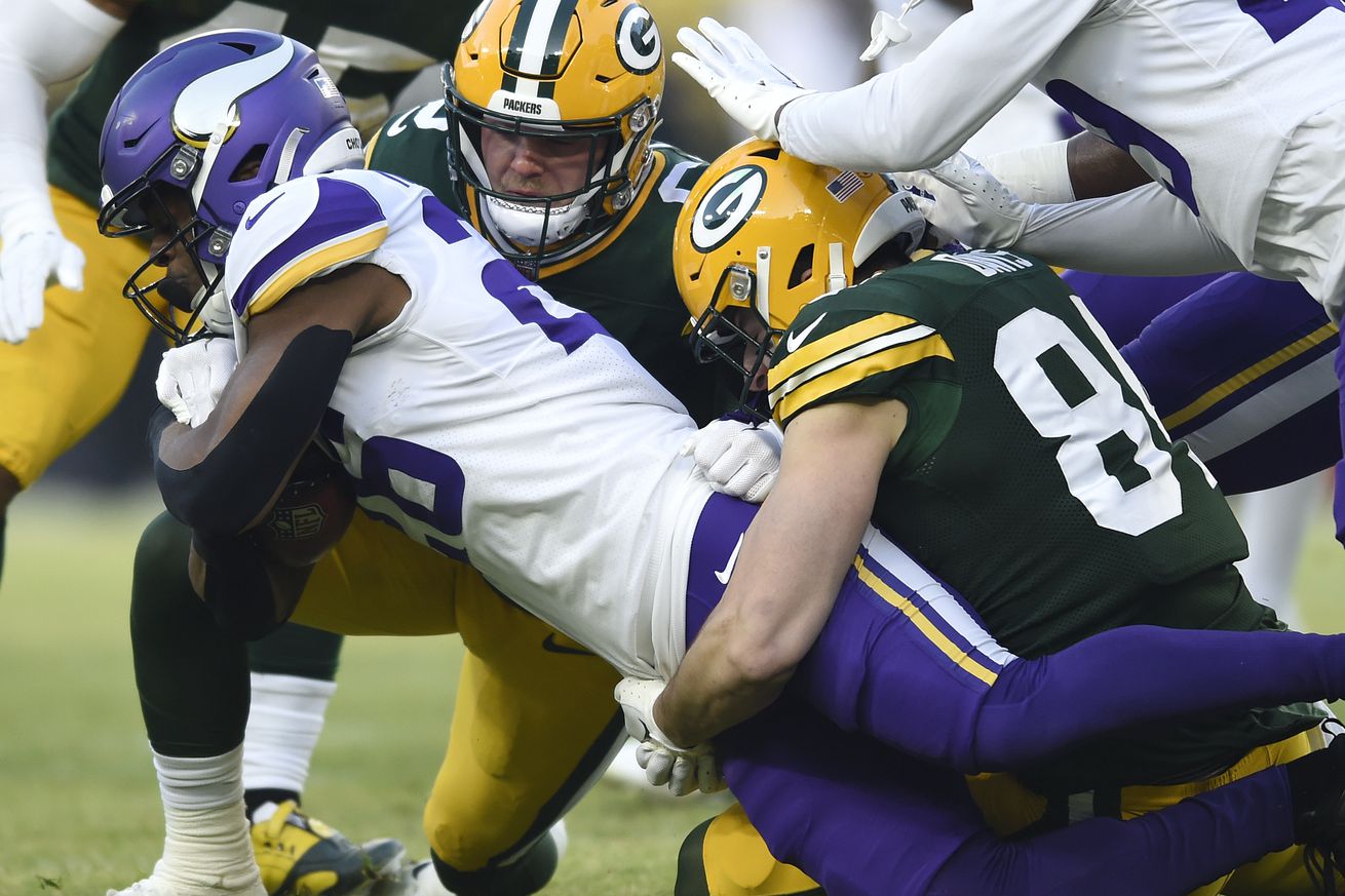 Minnesota Vikings v Green Bay Packers