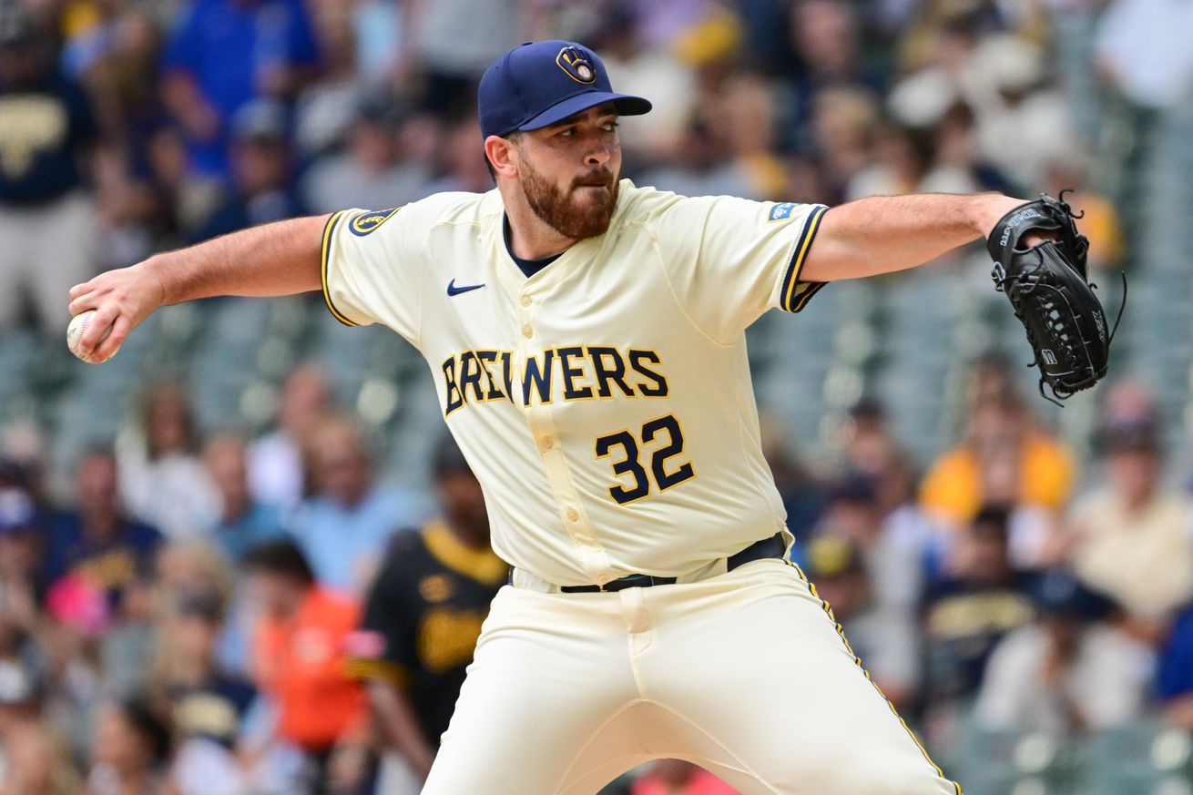 MLB: Pittsburgh Pirates at Milwaukee Brewers