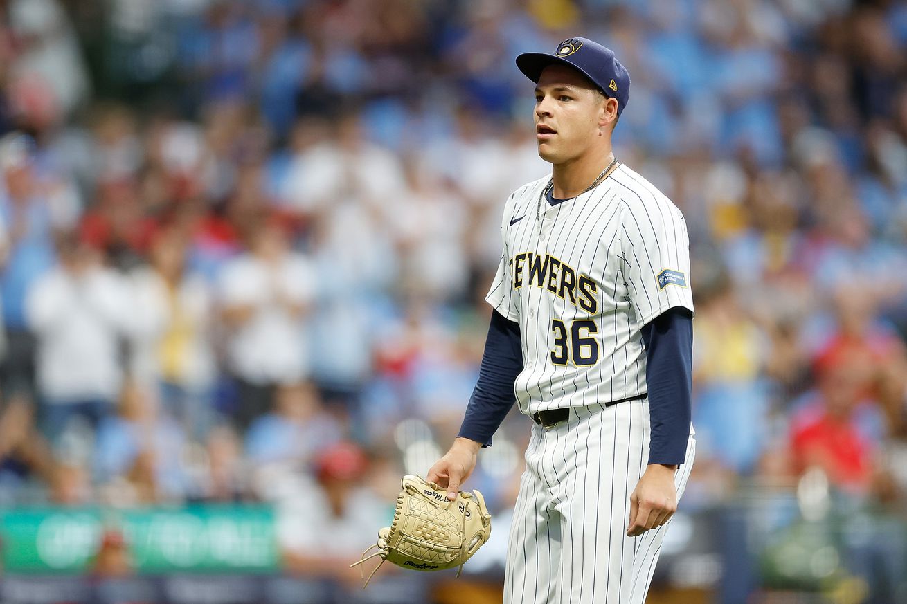 Cincinnati Reds v Milwaukee Brewers