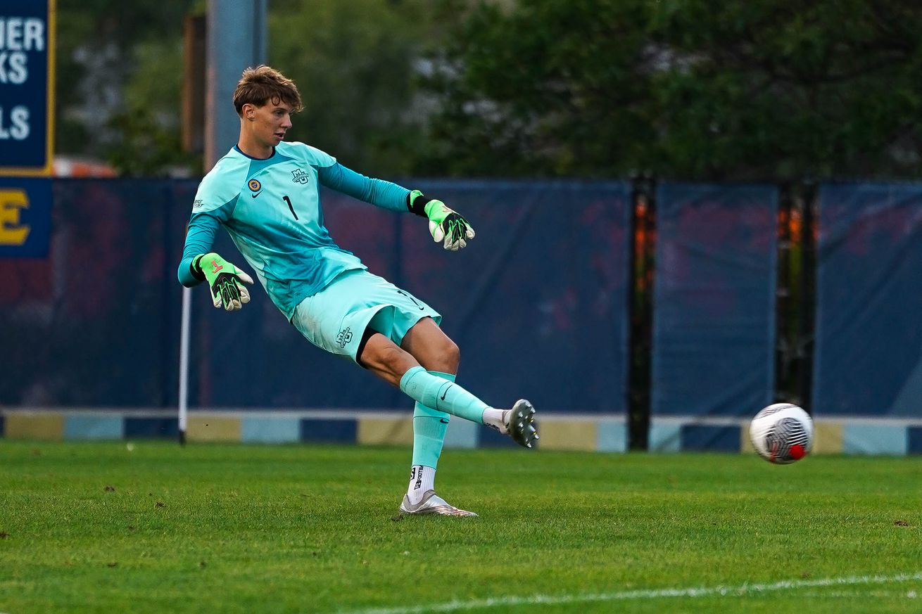 Marquette goalkeeper Marten Brink