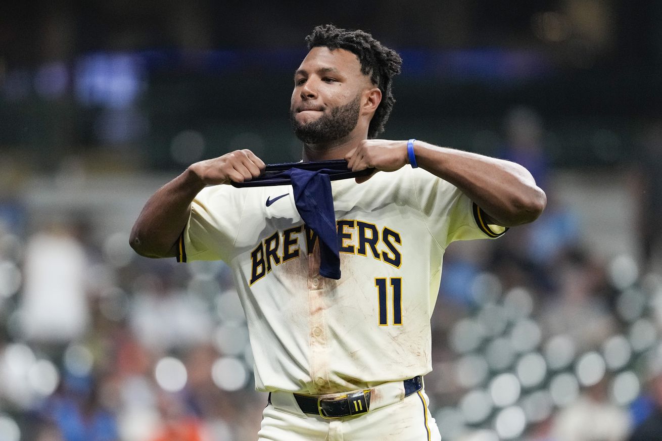 MLB: San Francisco Giants at Milwaukee Brewers