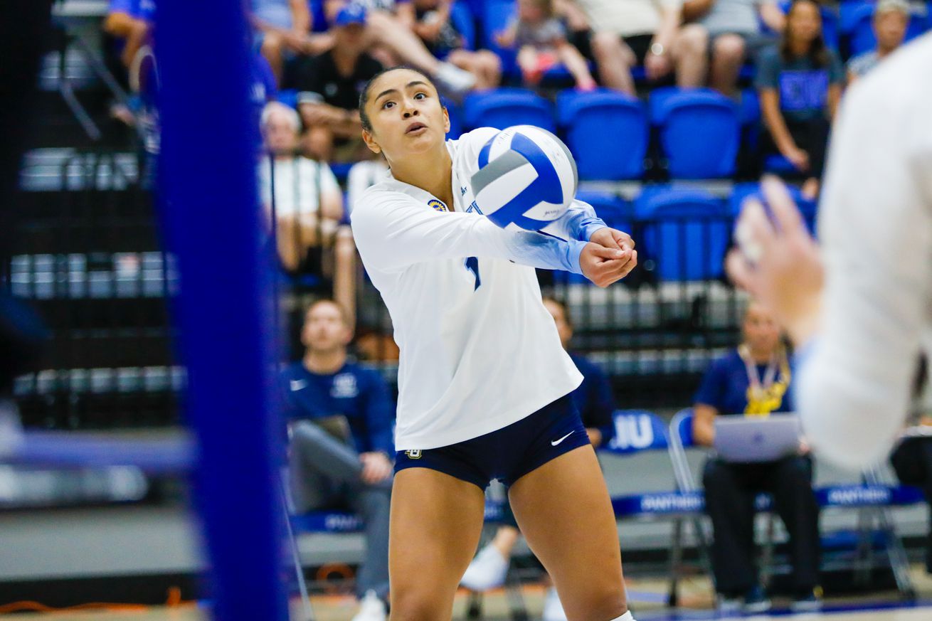 Marquette volleyball setter Yadhira Anchante in action.