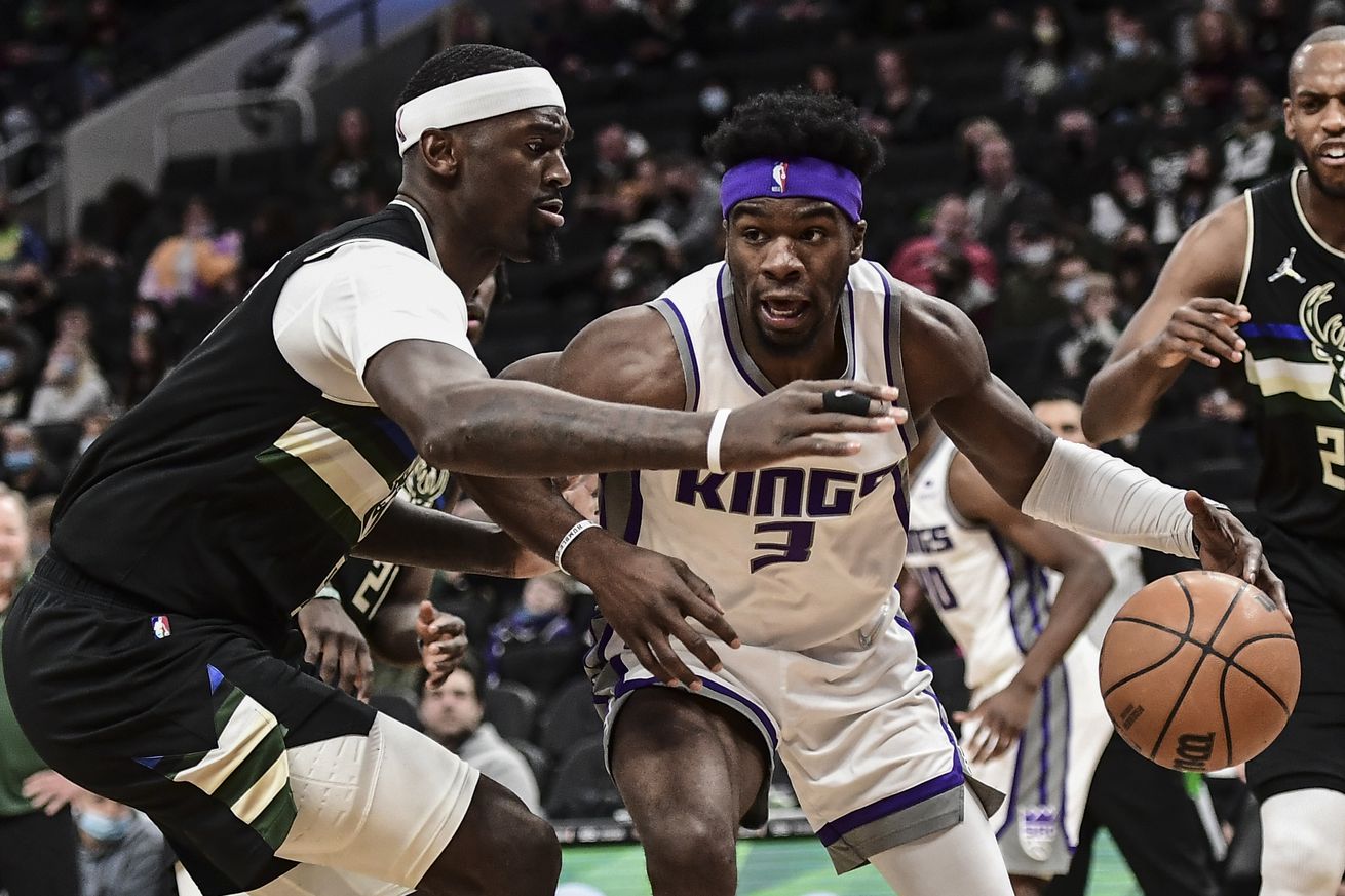 NBA: Sacramento Kings at Milwaukee Bucks