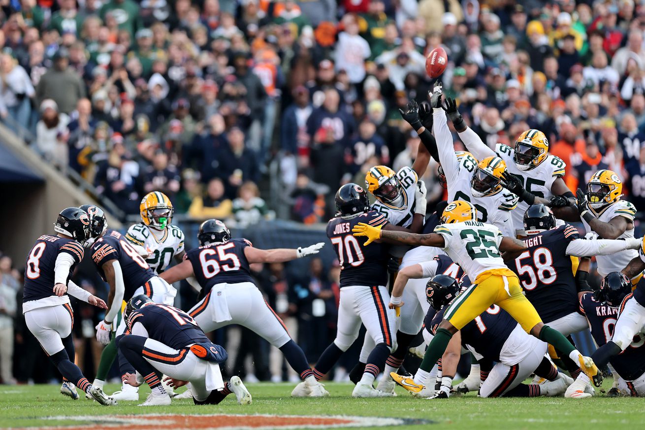 Green Bay Packers v Chicago Bears