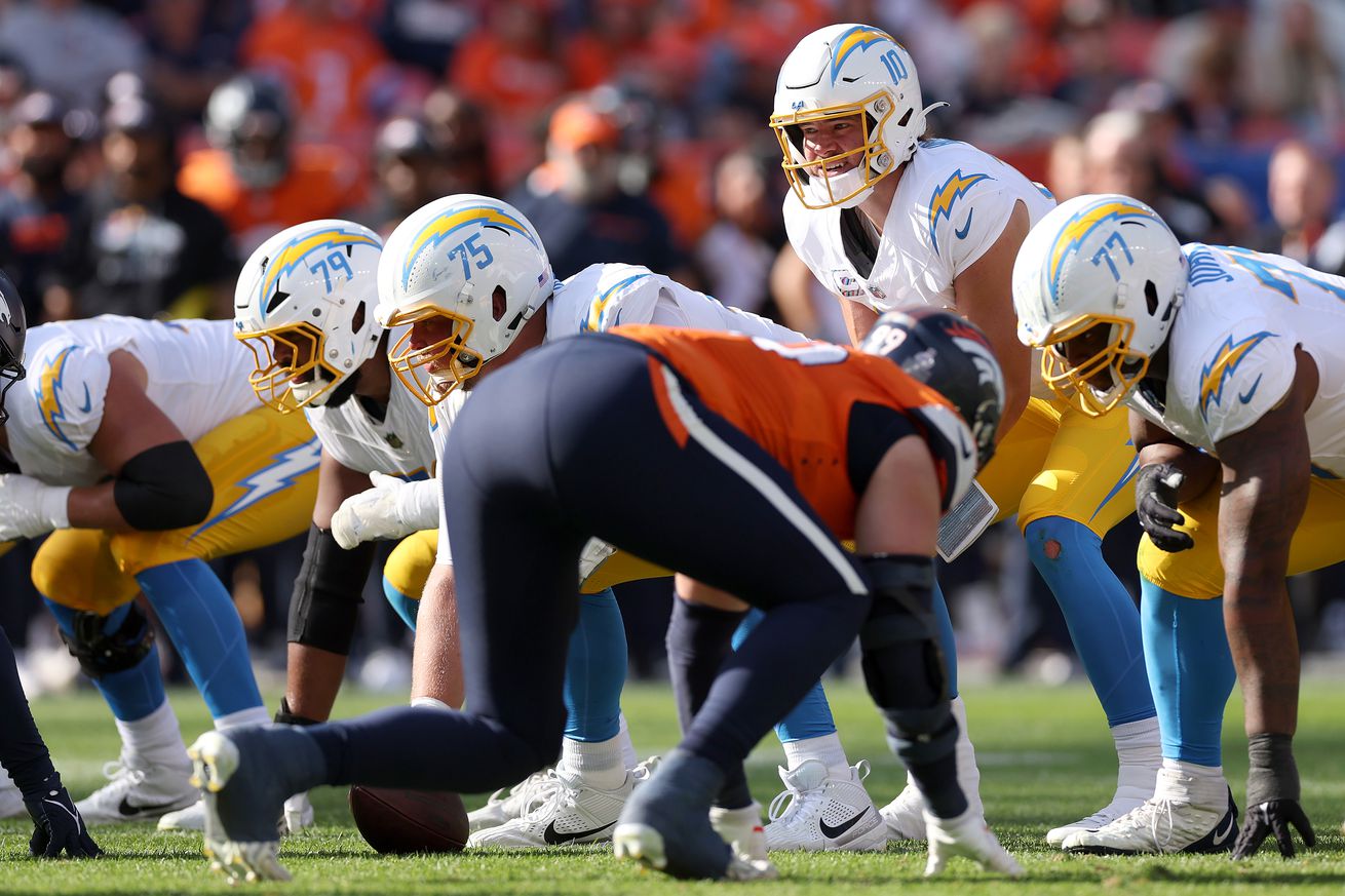 Los Angeles Chargers v Denver Broncos