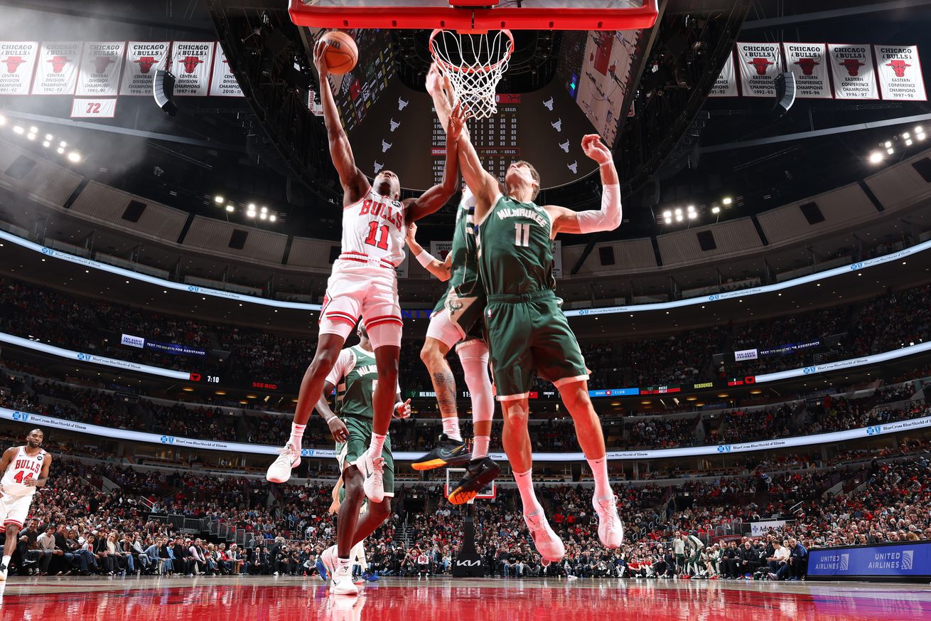 Milwaukee Bucks v Chicago Bulls