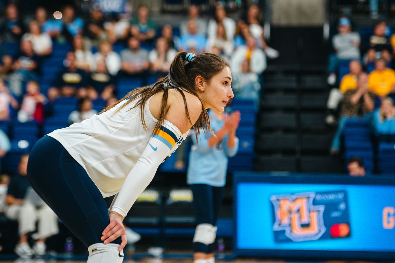 Marquette volleyball defensive specialist Samantha Naber waiting for action to start.