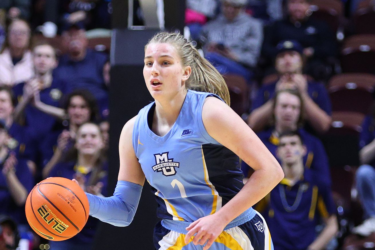 Marquette Golden Eagles guard Lee Volker (1) dribbles the ball up court during the Women’s Big East Tournament semifinal game between Marquette Golden Eagles and UConn Huskies on March 10, 2024, at Mohegan Sun Arena in Uncasville, CT.