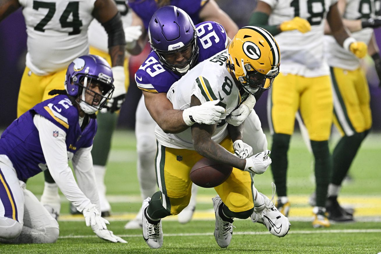 Green Bay Packers v Minnesota Vikings