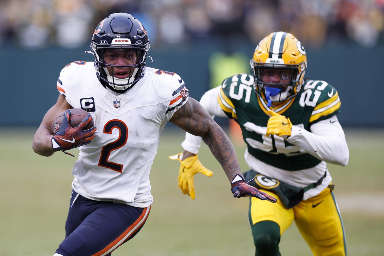 Chicago Bears v Green Bay Packers