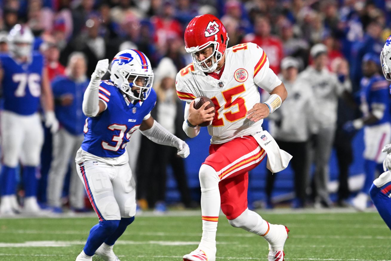 NFL: Kansas City Chiefs at Buffalo Bills