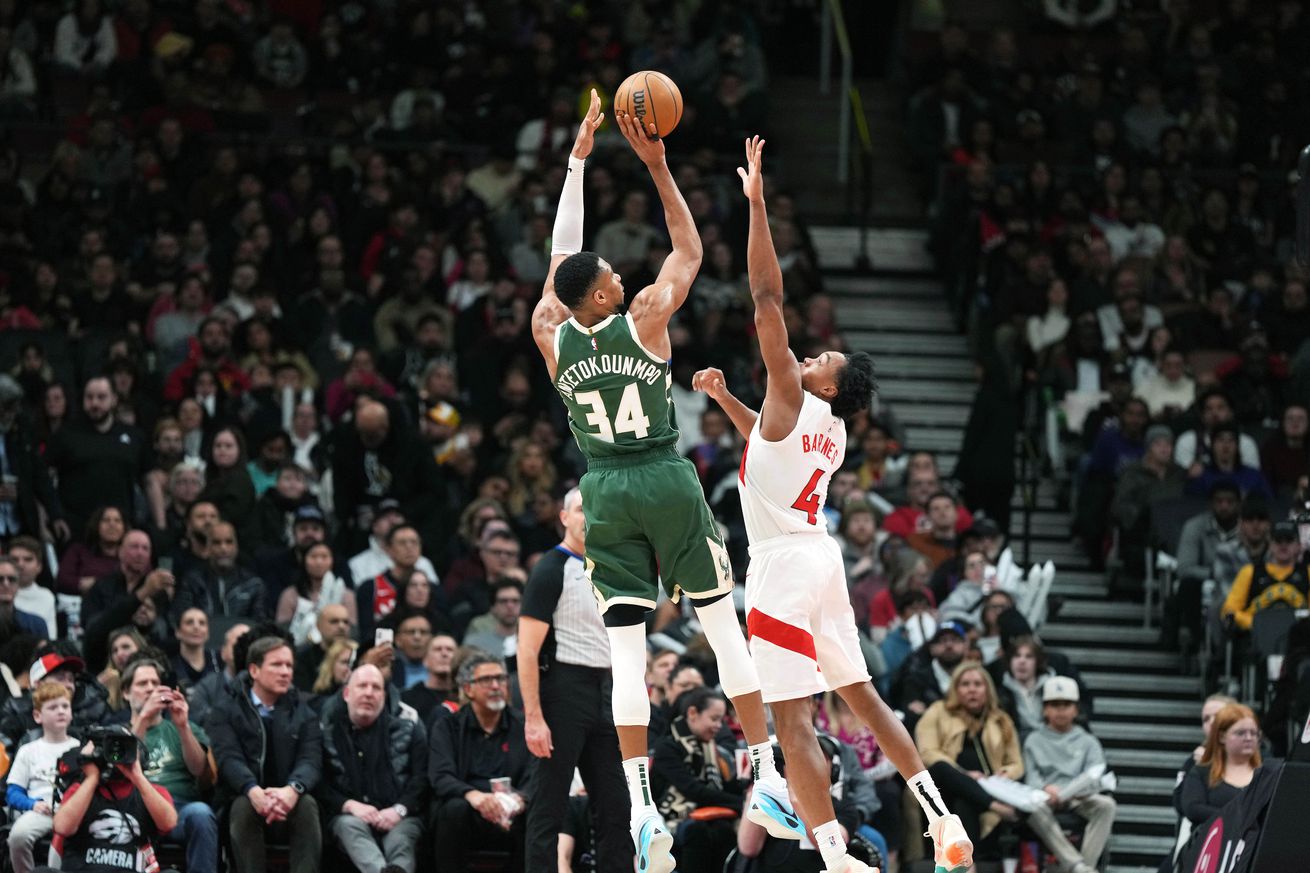 NBA: Milwaukee Bucks at Toronto Raptors