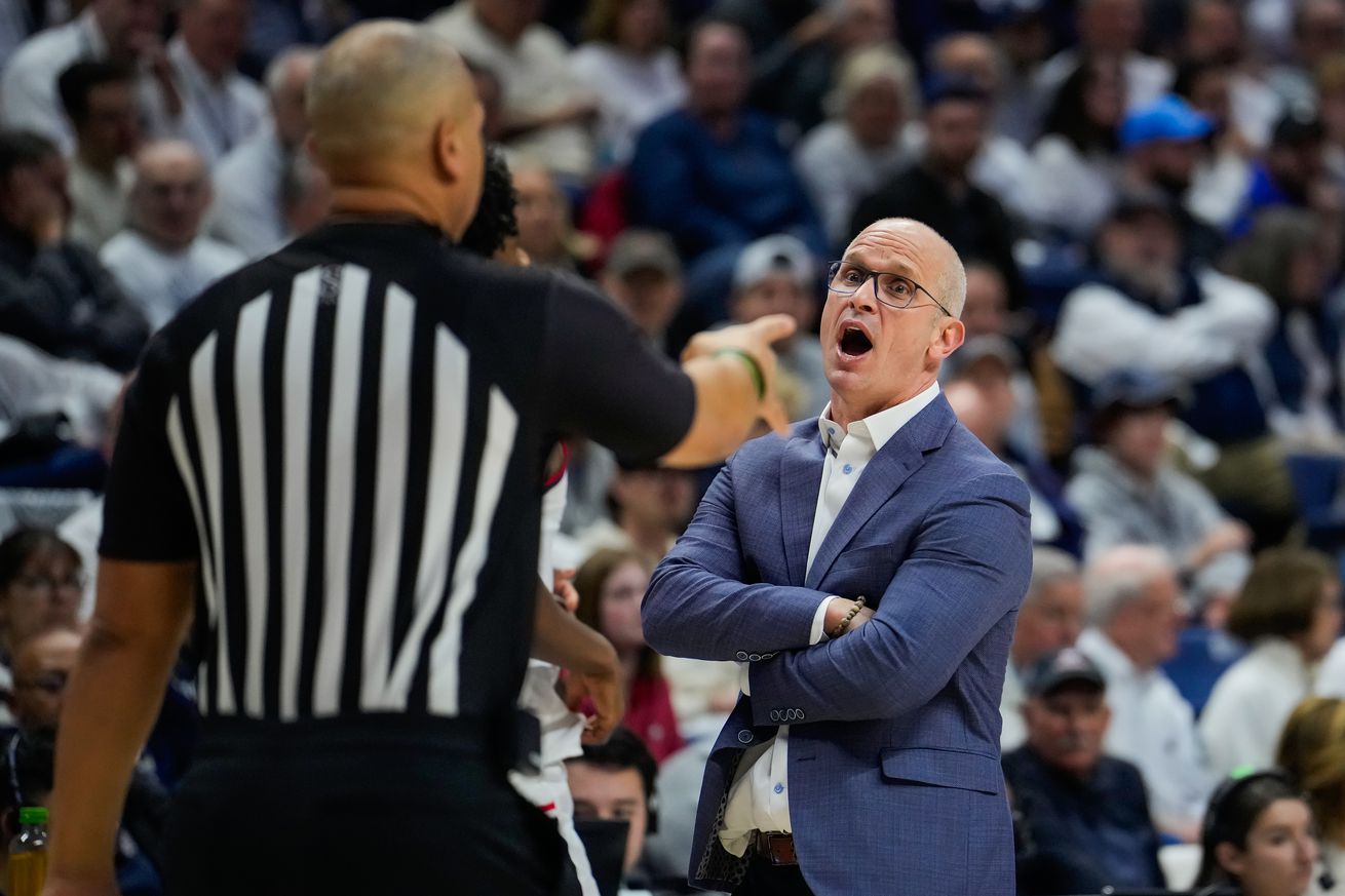 Connecticut Huskies head coach Dan Hurley talks to officials during the first half of an NCAA basketball game against the Creighton Bluejays at the Harry A. Gampel Pavilion on January 18, 2025 in Storrs, Connecticut.