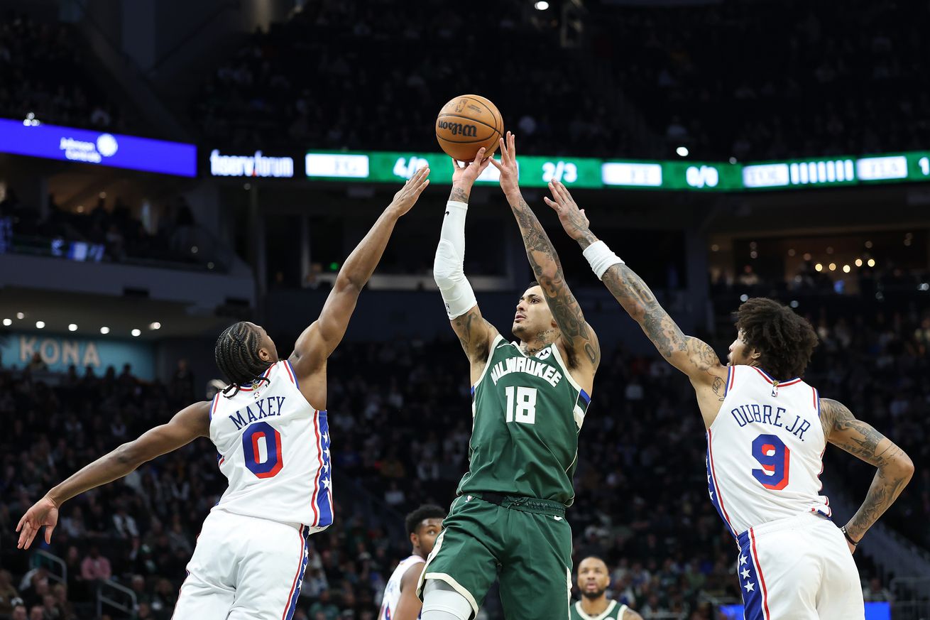 Philadelphia 76ers v Milwaukee Bucks