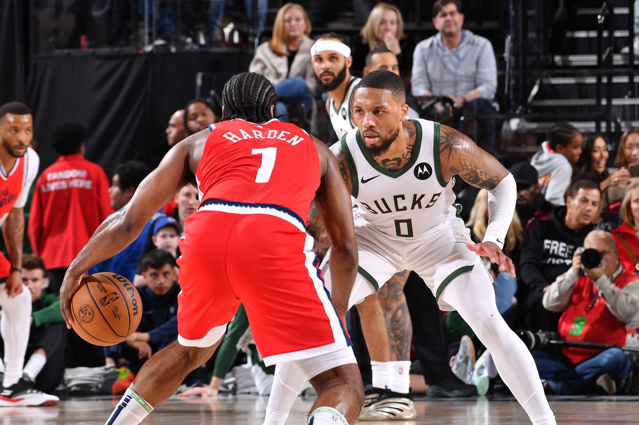 Milwaukee Bucks v Los Angeles Clippers