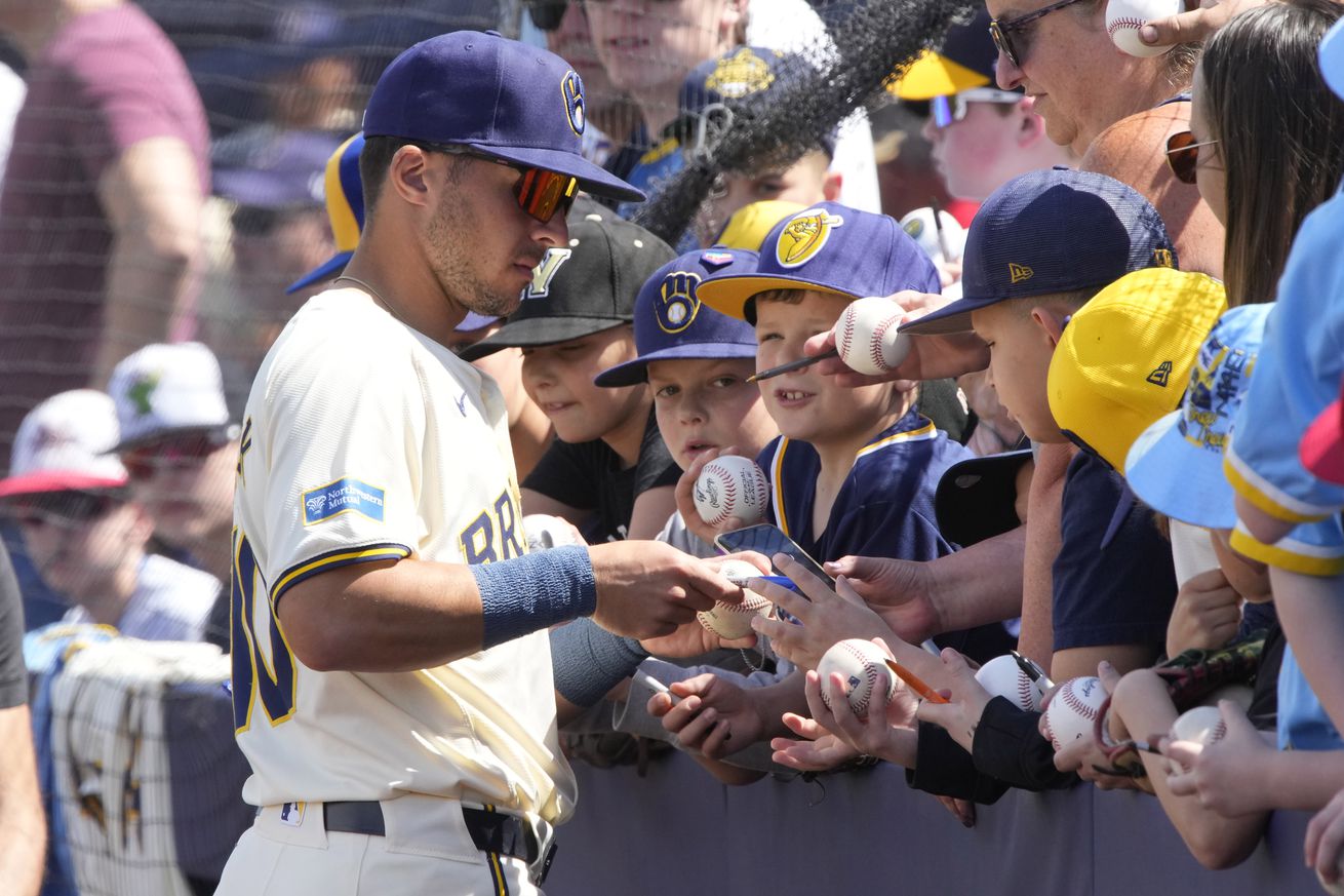 MLB: Spring Training-Texas Rangers at Milwaukee Brewers