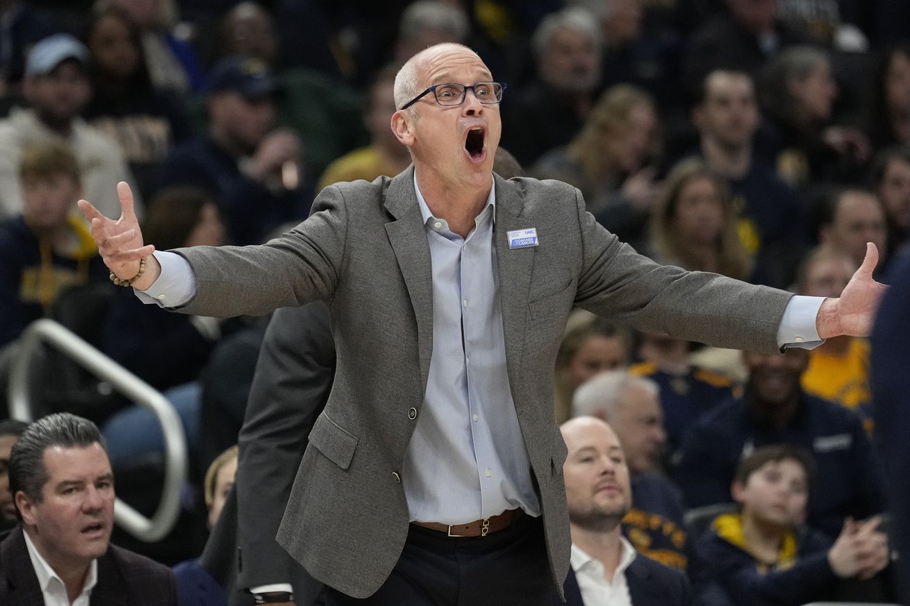 Head coach Dan Hurley of the Connecticut Huskies reacts during the first half against the Marquette Golden Eagles at Fiserv Forum on February 01, 2025 in Milwaukee, Wisconsin.